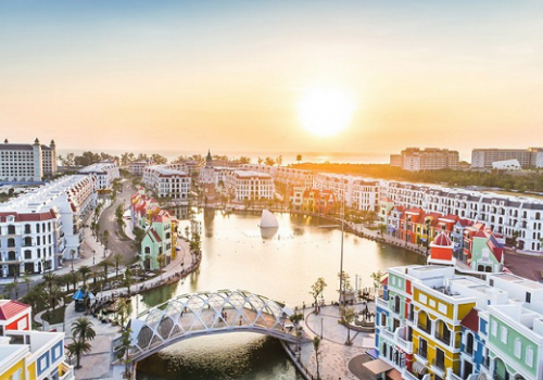 Việt Nam mở cửa với mục tiêu 5 triệu khách quốc tế - Phú Quốc trở thành địa điểm đến hàng đầu 